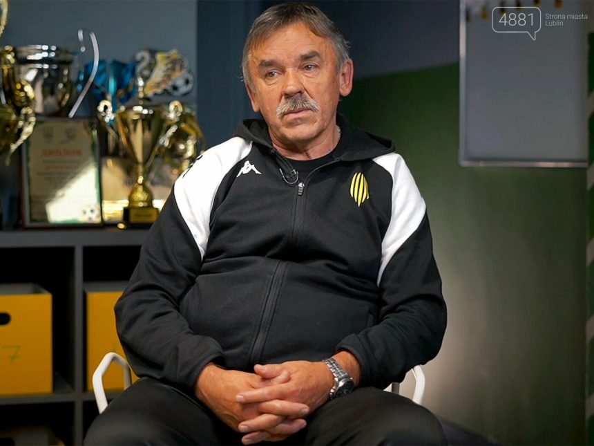 Niedziecinne gry dorosłych: Kiedy polityka wchodzi wślizgiem na boisko młodzieżowe