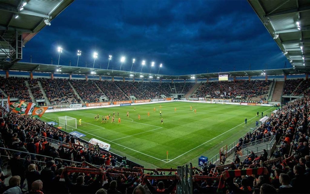 Finansowe i Sportowe Starcie na Dolnym Śląsku: Zagłębie Lubin Podejmuje GKS Katowice w Walce o Ligowy Byt i Prestiż