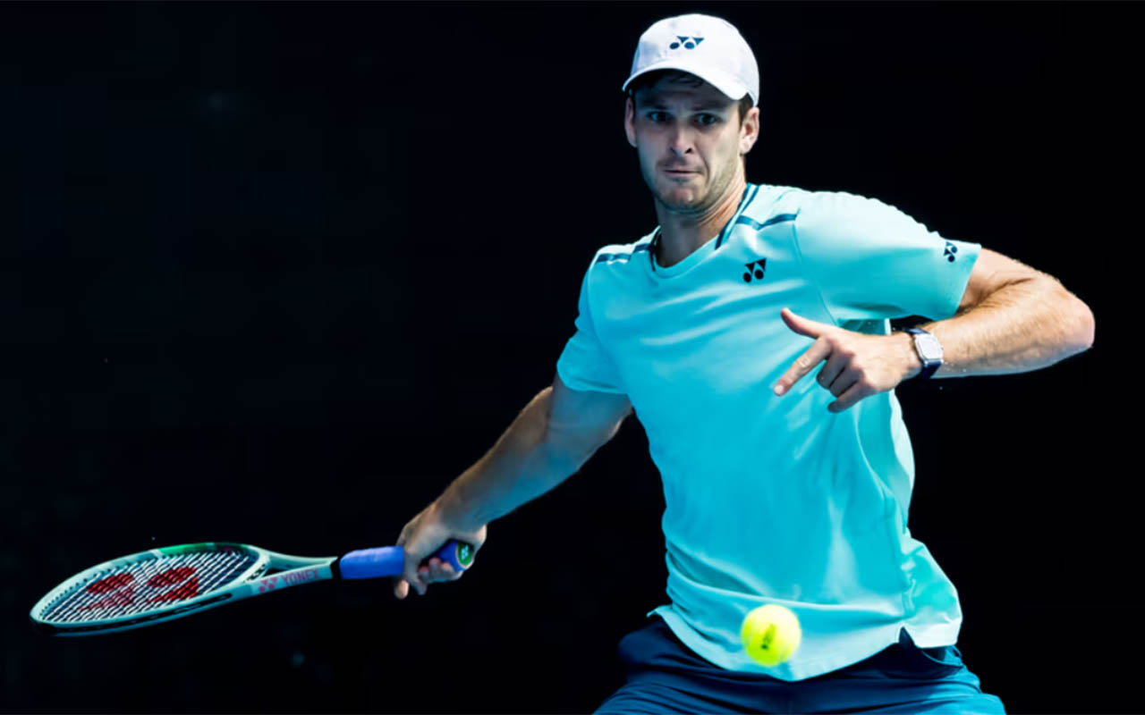 Polski thriller w piekielnym upale Melbourne. Hubert Hurkacz wyrwał zwycięstwo po morderczym boju