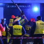 Upadek człowieczeństwa w centrum stolicy. Klęczeli na asfalcie, by nagrać umierającego człowieka