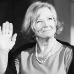 Odeszła Legenda. Bożena Dykiel nie żyje – Cena Życia w Blasku Fleszy i Cieniu Choroby