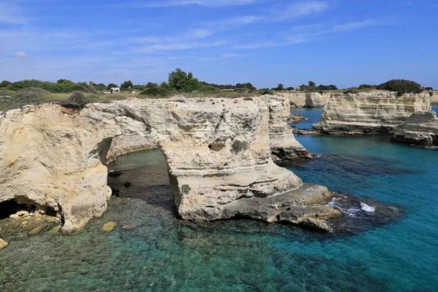 Włochy płaczą po stracie symbolu. Słynny "Łuk Miłości" runął do morza tuż po walentynkach