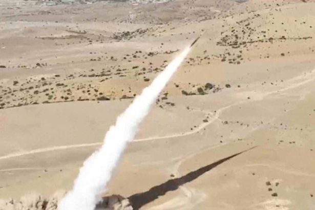 Huti uderzyli w Izrael. Pierwszy bezpośredni atak od wybuchu otwartej wojny w Iranie