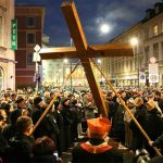 Wielki Piątek dniem wolnym od pracy? Nowa petycja na biurku prezydenta może zrewolucjonizować polski kalendarz