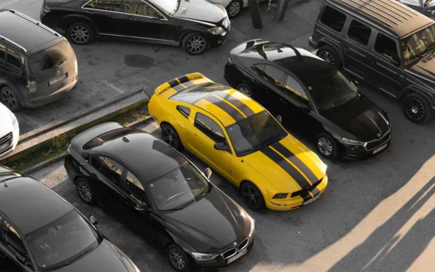 Kupili auta, nigdy ich nie dostali. Skala oszustw na znanych platformach rośnie