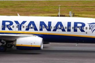 Nowe trasy Ryanair i easyJet z UK do Polski. Przełom na niebie czy brutalna walka o pasażera w 2026 roku?