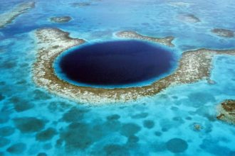 Wielka Błękitna Dziura odsłania mroczną tajemnicę. Szokujące dane z dna oceanu zwiastują nową erę klimatyczną