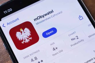 Cyfrowa Rewolucja Administracyjna: Księgi Wieczyste i KRS Dostępne w Smartfonie Dzięki Integracji z PESEL