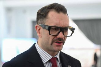 Łukasz Mejza i pirackie rajdy: Jak poseł unika odpowiedzialności i dlaczego GITD zmuszone jest do radykalnych kroków