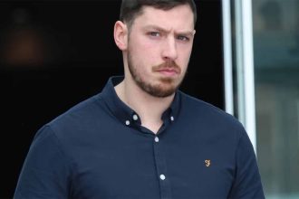 Szokujący incydent w przestworzach: Stewardesa Ryanair zmuszona do odejścia z pracy po napaści na tle seksualnym