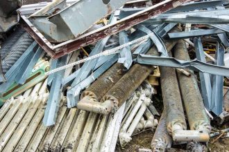 Prawdziwe Złoto w Twoim Garażu: Ten Złom Bije Rekordy Cenowe w 2026 Roku!