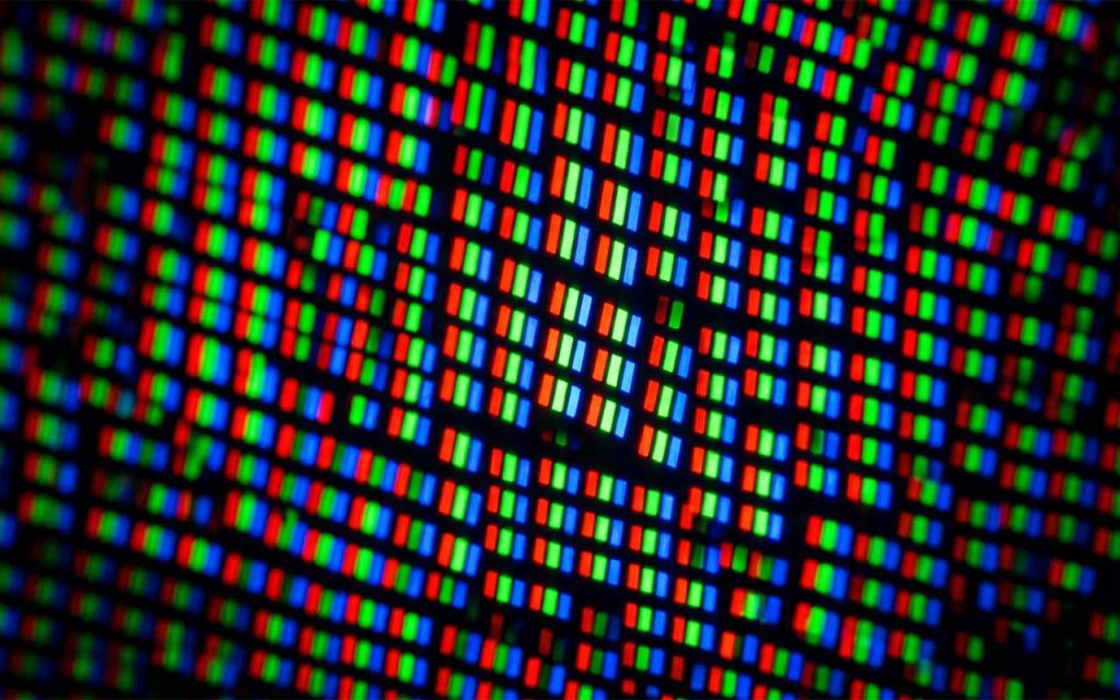 Jaki telewizor kupić w 2026: OLED vs QLED vs Mini LED — porównanie