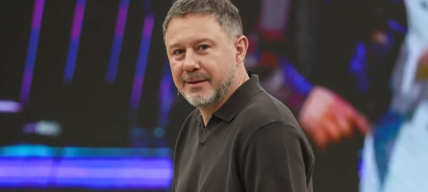 Andrzej Piaseczny ujawnił, dlaczego jako dziecko przestał chodzić do spowiedzi. W podcaście mówił też o wierze, apostazji, partnerze i publicznym pokazywaniu religii przez celebrytów w Polsce. Teraz.