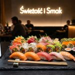 Przewodnik po świecie japońskiej gastronomii: zasady i zamawianie sushi online