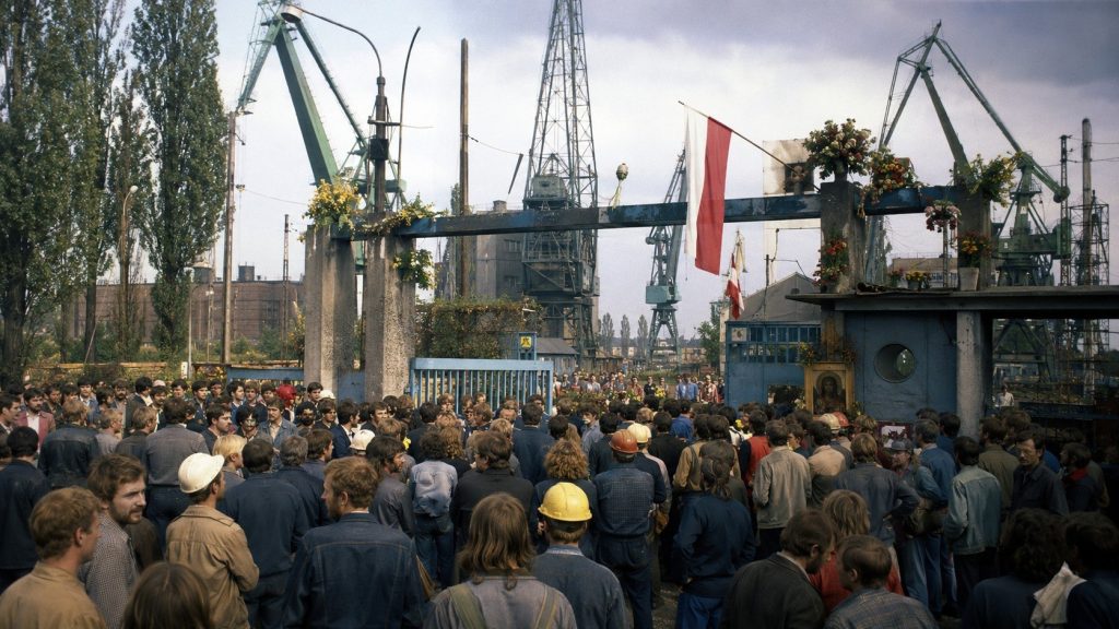 Porozumienia sierpniowe 1980 – 21 postulatów, strajki i narodziny Solidarności